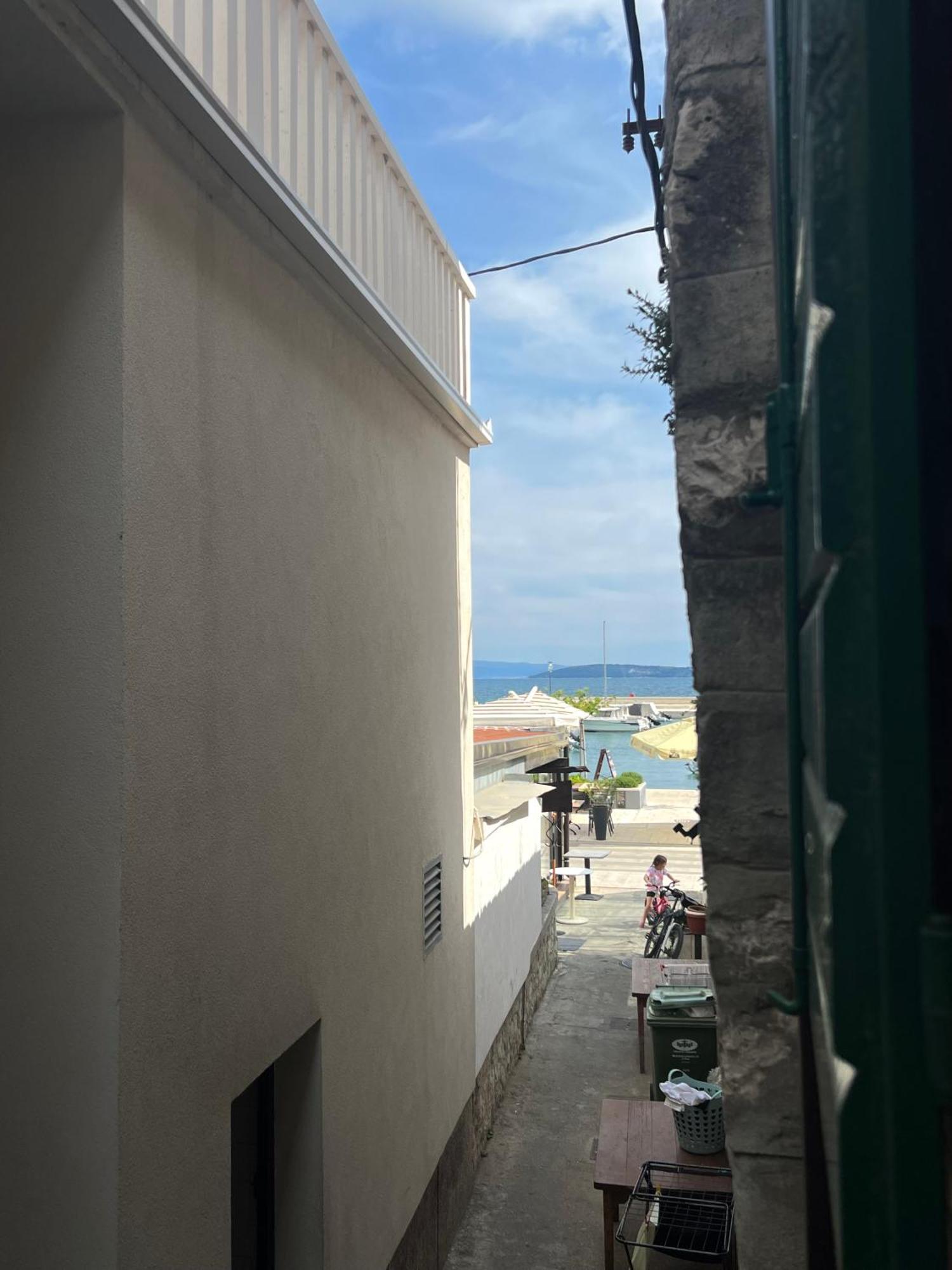 Apartman Lucijan Kaštela Extérieur photo