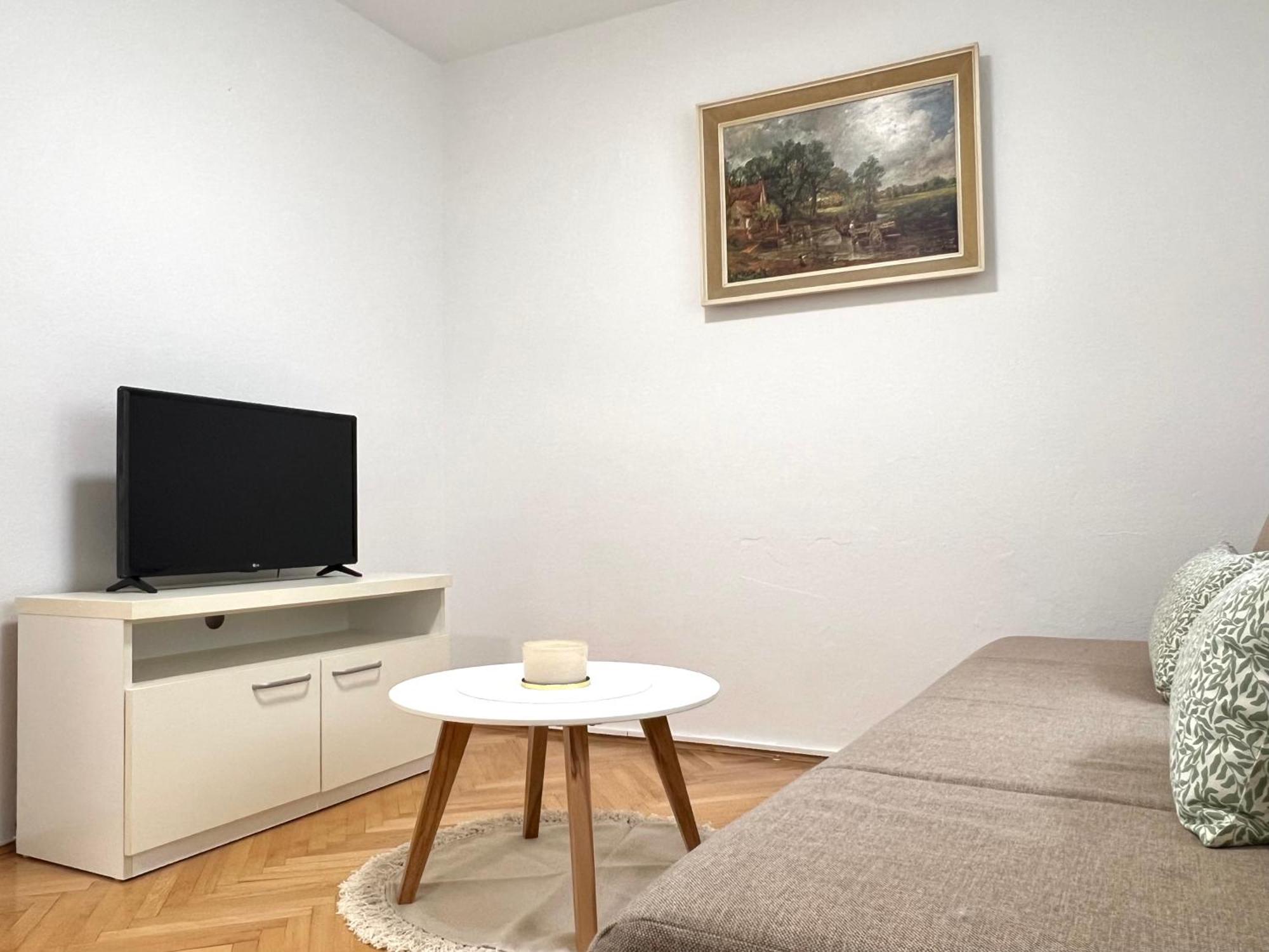 Apartman Lucijan Kaštela Extérieur photo